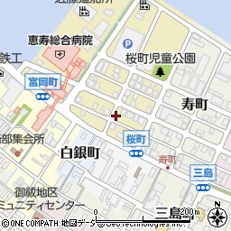 桜町会館周辺の地図
