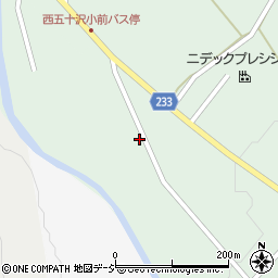 新潟県南魚沼市宮村下新田124周辺の地図