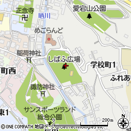 新潟県十日町市学校町周辺の地図