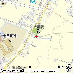 新潟県十日町市新座甲896周辺の地図