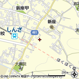 新潟県十日町市新座甲1131周辺の地図