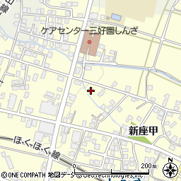 新潟県十日町市新座甲536周辺の地図