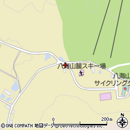新潟県南魚沼市荒金47-1周辺の地図
