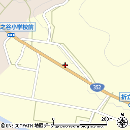 新潟県魚沼市下折立98周辺の地図