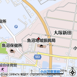 新潟県魚沼市大塚新田175周辺の地図