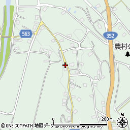 新潟県魚沼市小平尾290-7周辺の地図