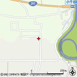 新潟県小千谷市両新田131-3周辺の地図