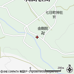 新潟県長岡市小国町七日町194周辺の地図