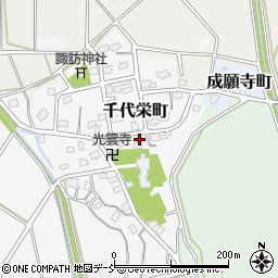 新潟県長岡市千代栄町8周辺の地図
