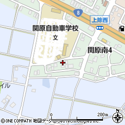 新潟県長岡市関原南4丁目4025周辺の地図