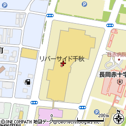 ユニクロリバーサイド千秋店周辺の地図