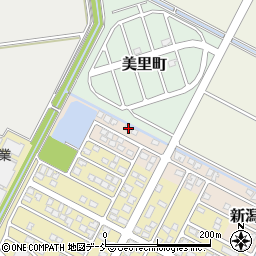 新潟県見附市新潟町4825-15周辺の地図