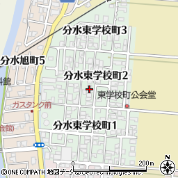 新潟県燕市分水東学校町周辺の地図