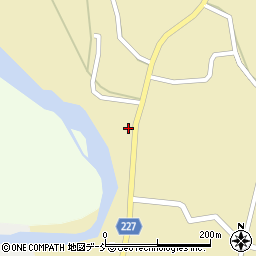 新潟県東蒲原郡阿賀町九島815周辺の地図