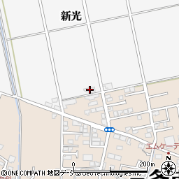 新潟県三条市新光909周辺の地図