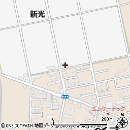 新潟県三条市新光785周辺の地図