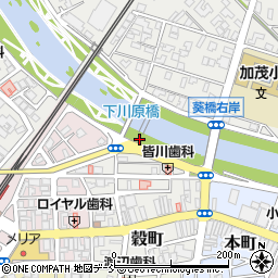 新潟県加茂市穀町5周辺の地図