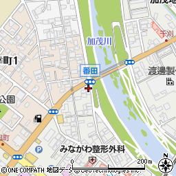 新潟県加茂市番田13-18周辺の地図