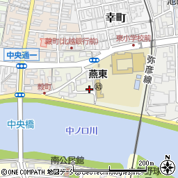 新潟県燕市新町周辺の地図