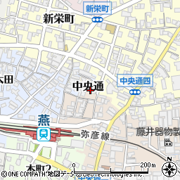新潟県燕市中央通周辺の地図