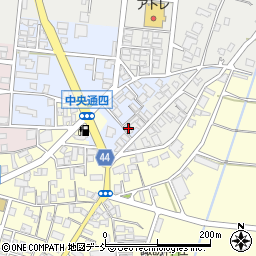 新潟県燕市東太田1393周辺の地図