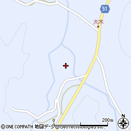 福島県伊達市霊山町上小国西堤10周辺の地図