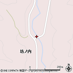 福島県伊達市霊山町石田坊ノ内43-1周辺の地図