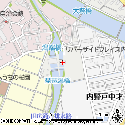新潟県新潟市西区内野町2002周辺の地図