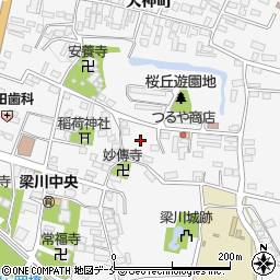 福島県伊達市梁川町桜岳42-1周辺の地図