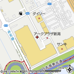 スーパーセンタームサシ新潟店１階駐車場周辺の地図
