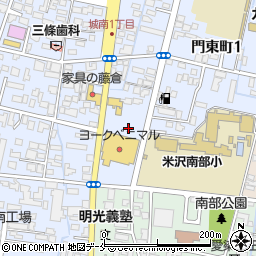 ヨークベニマル米沢門東町店駐車場周辺の地図