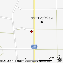 山形県東置賜郡川西町上小松2589周辺の地図