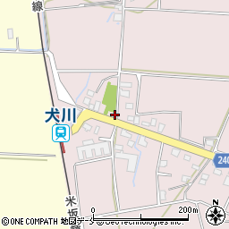 山形県東置賜郡川西町小松1760-1周辺の地図