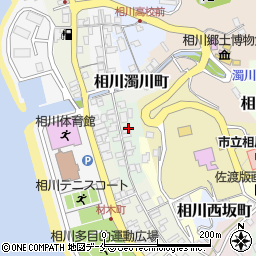 新潟県佐渡市相川小六町10周辺の地図