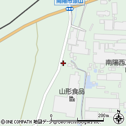 山形県南陽市漆山910周辺の地図