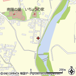 山形県南陽市宮内1242-33周辺の地図