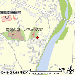 山形県南陽市宮内1266-7周辺の地図