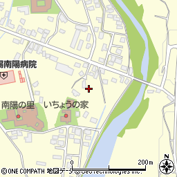 山形県南陽市宮内1268-3周辺の地図