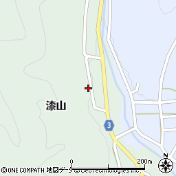 山形県南陽市漆山2215-2周辺の地図