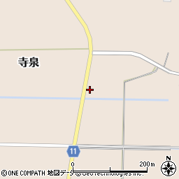 山形県長井市寺泉858周辺の地図