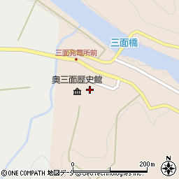 新潟県村上市三面周辺の地図