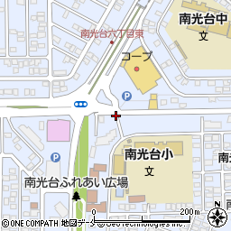 南光台小学校入口周辺の地図