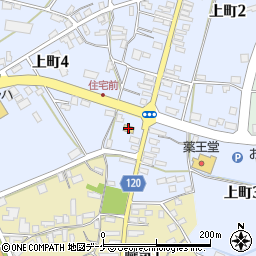 ファミリーマート尾花沢上町四丁目店周辺の地図