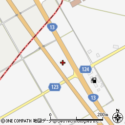 ファミリーマート尾花沢荻袋店周辺の地図