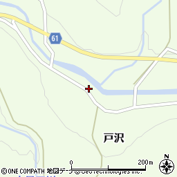 山形県鶴岡市戸沢滝野本34周辺の地図