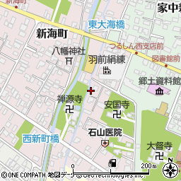 山形県鶴岡市新海町22-40周辺の地図