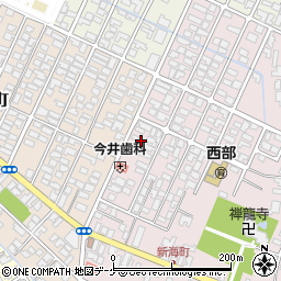 山形県鶴岡市新海町11-38周辺の地図