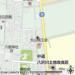 山形県鶴岡市大山中道61周辺の地図