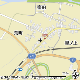 秋田県湯沢市上院内荒町32周辺の地図