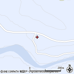 秋田県湯沢市皆瀬長石田140周辺の地図